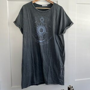 women’s T-shirt dress